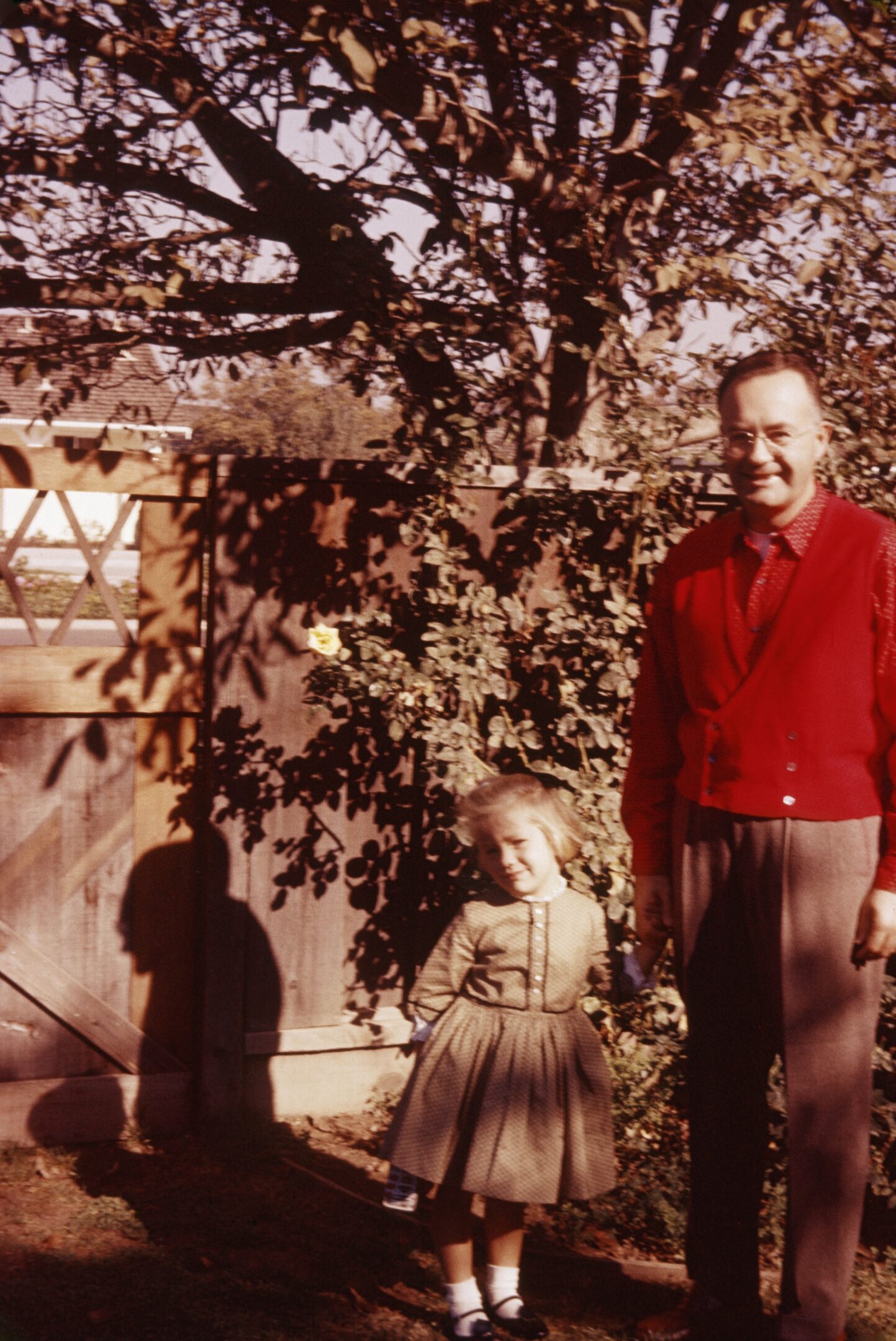 68212199680f6_Eng daughter photo